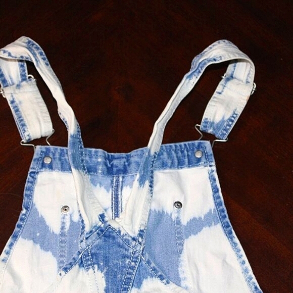 Vintage Inspired Jordache Overalls Shorts | THRASHED | Indie Style - Picture 6 of 10